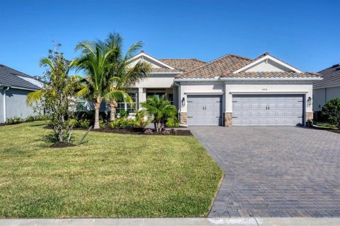 House in Port Charlotte, Florida 4 bedrooms, 219.81 sq.m. № 1791887 - photo 1