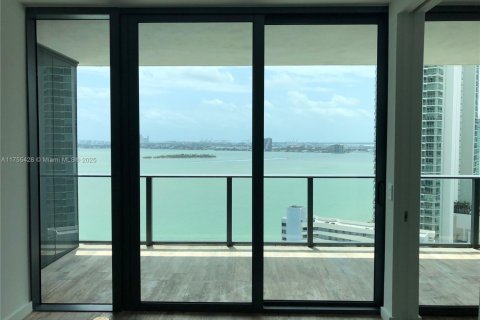 Condo à Miami, Floride, 2 chambres  № 2022606