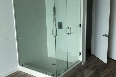 Copropriété à vendre à Miami, Floride: 2 chambres, 99.13 m2 № 2022606 - photo 12