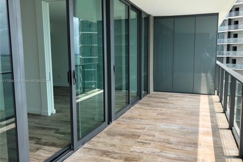 Copropriété à vendre à Miami, Floride: 2 chambres, 99.13 m2 № 2022606 - photo 3