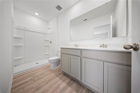 Townhouse in Lakeland, Florida 3 bedrooms, 136.01 sq.m. № 2210400 - photo 8