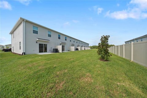 Townhouse in Lakeland, Florida 3 bedrooms, 136.01 sq.m. № 2210400 - photo 17