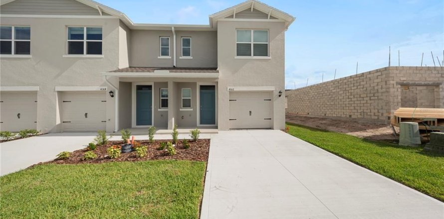 Townhouse in Lakeland, Florida 3 bedrooms, 136.01 sq.m. № 2210400
