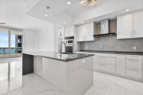 Купить кондоминиум в Норт-Палм-Бич, Флорида 3 комнаты, 227.15м2, № 2086289 - фото 19