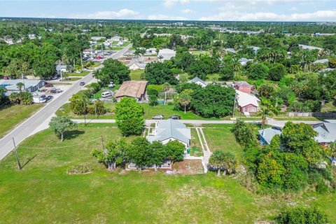 Casa en venta en Punta Gorda, Florida, 3 dormitorios, 168.25 m2 № 2210534 - foto 29
