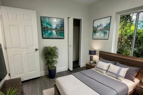 Villa ou maison à vendre à Miami, Floride: 3 chambres, 74.32 m2 № 1816424 - photo 3