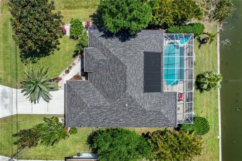 House in Cape Coral, Florida 3 bedrooms, 159.05 sq.m. № 1614972 - photo 28