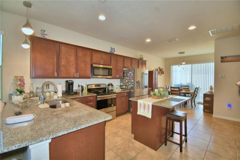 Casa en venta en Kissimmee, Florida, 3 dormitorios, 144.37 m2 № 2115406 - foto 12