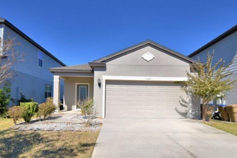 Casa en Kissimmee, Florida 3 dormitorios, 144.37 m2 № 2115406