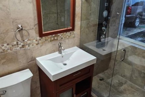 Townhouse in Plantation, Florida 3 bedrooms, 139.73 sq.m. № 1978893 - photo 15