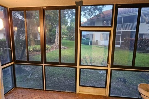 Townhouse in Plantation, Florida 3 bedrooms, 139.73 sq.m. № 1978893 - photo 8