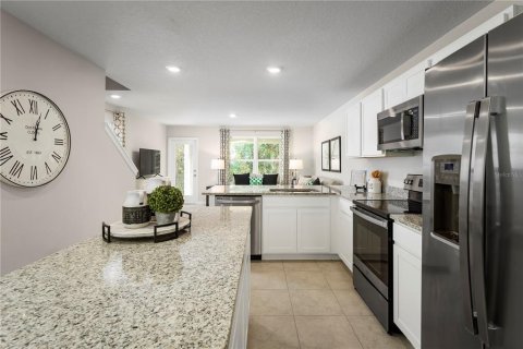 Townhouse in South Daytona, Florida 3 bedrooms, 133.87 sq.m. № 1767851 - photo 5