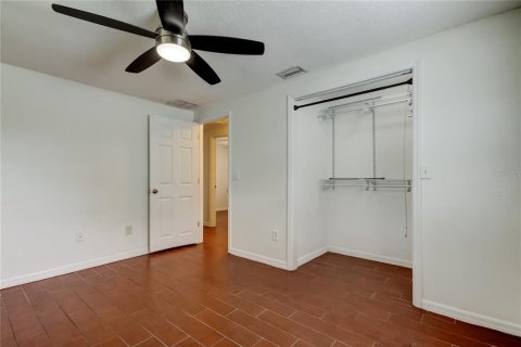 Casa en alquiler en Largo, Florida, 3 dormitorios, 115.2 m2 № 1903055 - foto 15