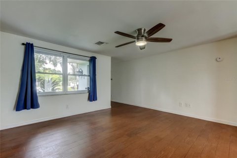 Casa en alquiler en Largo, Florida, 3 dormitorios, 115.2 m2 № 1903055 - foto 5