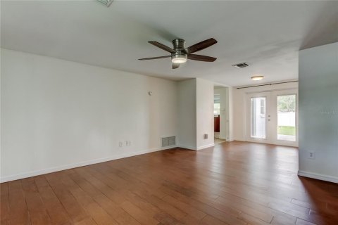 Casa en alquiler en Largo, Florida, 3 dormitorios, 115.2 m2 № 1903055 - foto 6