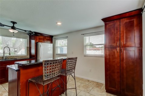 Casa en alquiler en Largo, Florida, 3 dormitorios, 115.2 m2 № 1903055 - foto 12