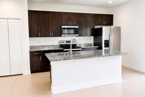 House in Ocala, Florida 4 bedrooms, 146.6 sq.m. № 2122826 - photo 30