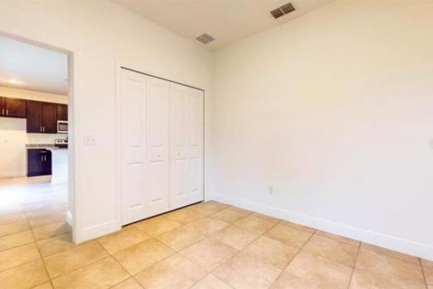 House in Ocala, Florida 4 bedrooms, 146.6 sq.m. № 2122826 - photo 17