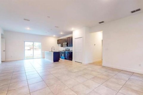 House in Ocala, Florida 4 bedrooms, 146.6 sq.m. № 2122826 - photo 13