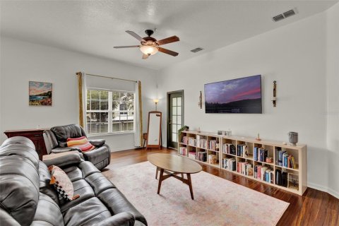 Condo in Apopka, Florida, 2 bedrooms  № 1918069 - photo 4