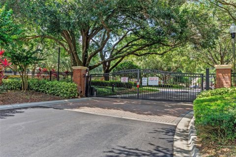 Condo in Apopka, Florida, 2 bedrooms  № 1918069 - photo 22
