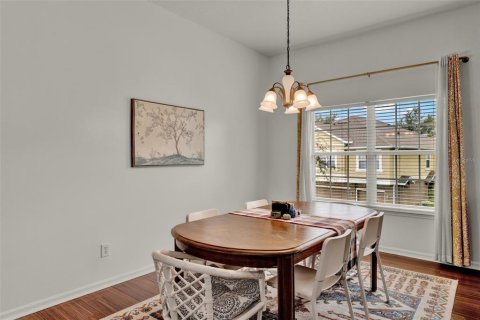 Condo in Apopka, Florida, 2 bedrooms  № 1918069 - photo 8