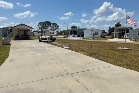 Terreno en venta en Polk City, Florida № 1666042 - foto 1