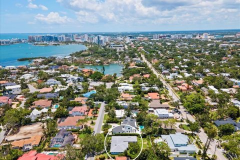 Casa en venta en Sarasota, Florida, 4 dormitorios, 306.76 m2 № 1799829 - foto 8