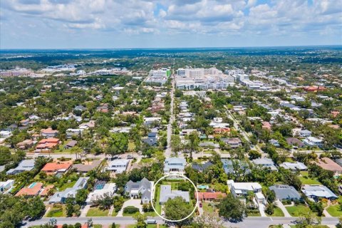 Casa en venta en Sarasota, Florida, 4 dormitorios, 306.76 m2 № 1799829 - foto 9