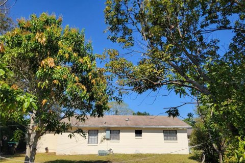 House in Orlando, Florida 3 bedrooms, 123.37 sq.m. № 1680680 - photo 15