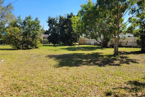 House in Orlando, Florida 3 bedrooms, 123.37 sq.m. № 1680680 - photo 23