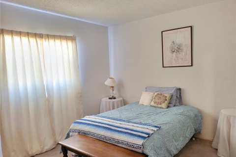 House in Orlando, Florida 3 bedrooms, 123.37 sq.m. № 1680680 - photo 8