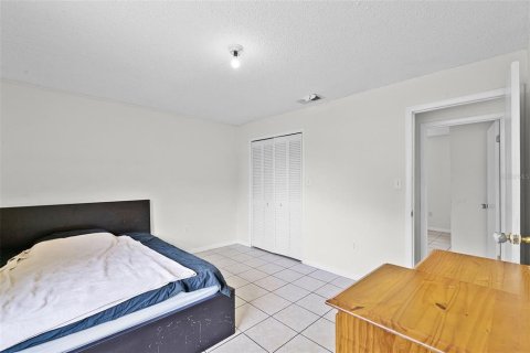 House in Orlando, Florida 3 bedrooms, 94.76 sq.m. № 1835264 - photo 16