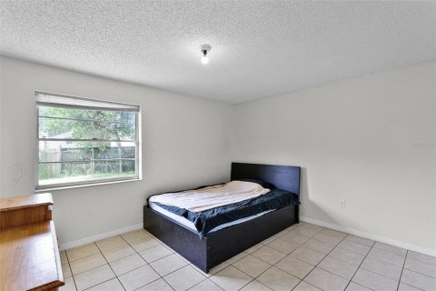 House in Orlando, Florida 3 bedrooms, 94.76 sq.m. № 1835264 - photo 15