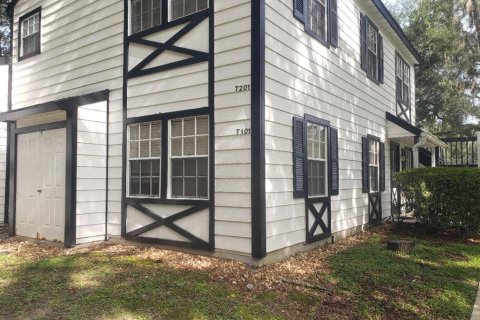 Condo à Ocala, Floride, 2 chambres  № 2299403