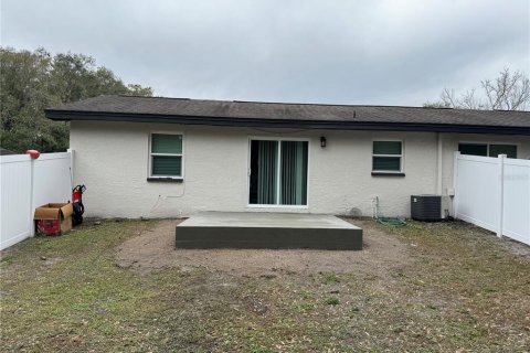 Appartement à louer à Oldsmar, Floride: 2 chambres, 84.17 m2 № 2418626 - photo 3