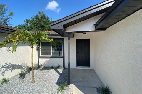Appartement à louer à Oldsmar, Floride: 2 chambres, 84.17 m2 № 2418626 - photo 2