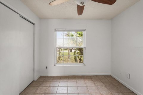 House in Orlando, Florida 3 bedrooms, 130.99 sq.m. № 2137302 - photo 16