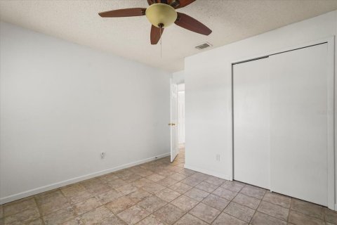 House in Orlando, Florida 3 bedrooms, 130.99 sq.m. № 2137302 - photo 21