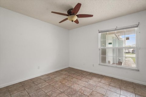House in Orlando, Florida 3 bedrooms, 130.99 sq.m. № 2137302 - photo 20