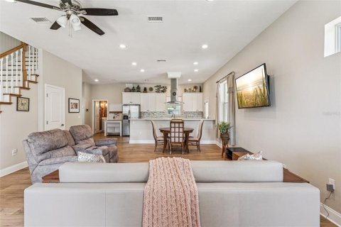 Villa ou maison à vendre à Sanford, Floride: 3 chambres, 163.32 m2 № 1899175 - photo 12