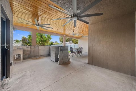 Купить виллу или дом в Майами, Флорида 3 спальни, 209.03м2, № 2051892 - фото 28
