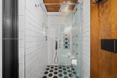 Купить виллу или дом в Майами, Флорида 3 спальни, 209.03м2, № 2051892 - фото 27