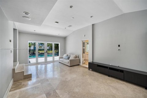 Villa ou maison à louer à Miami, Floride: 4 chambres, 234.67 m2 № 1938523 - photo 2