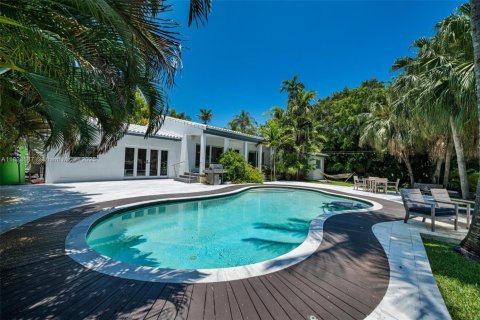 Villa ou maison à louer à Miami, Floride: 4 chambres, 234.67 m2 № 1938523 - photo 25