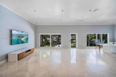 Villa ou maison à louer à Miami, Floride: 4 chambres, 234.67 m2 № 1938523 - photo 9