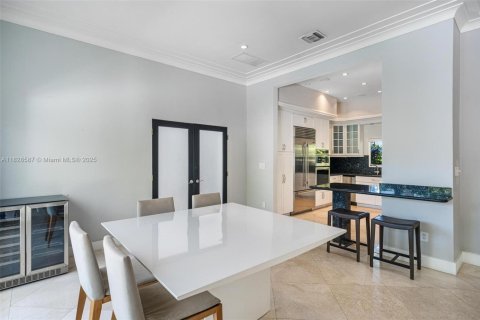 Villa ou maison à louer à Miami, Floride: 4 chambres, 234.67 m2 № 1938523 - photo 14