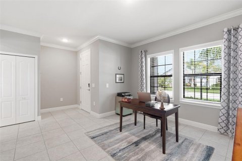House in Port Charlotte, Florida 3 bedrooms, 185.8 sq.m. № 2157751 - photo 16