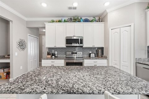 House in Port Charlotte, Florida 3 bedrooms, 185.8 sq.m. № 2157751 - photo 23