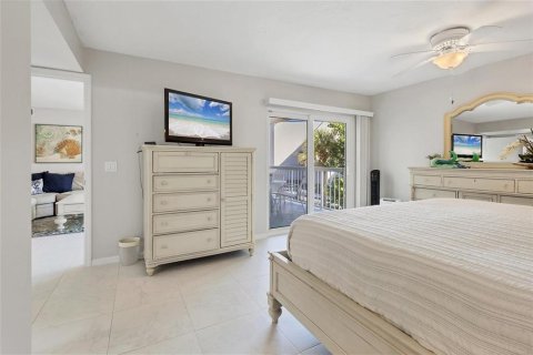 Condo in Englewood, Florida, 3 bedrooms № 1909865 - photo 25